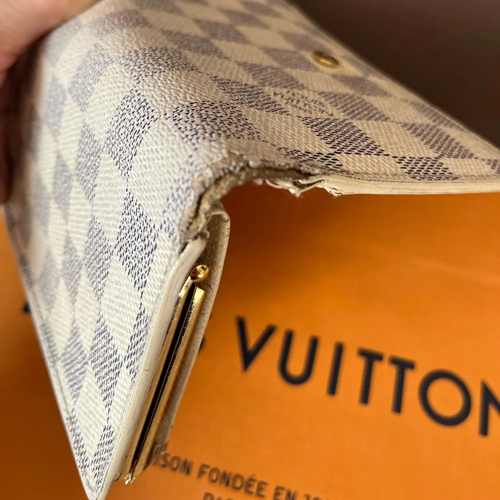 Louis Vuitton Damier Azur Canvas Checkered Wallet - Cream & Blue